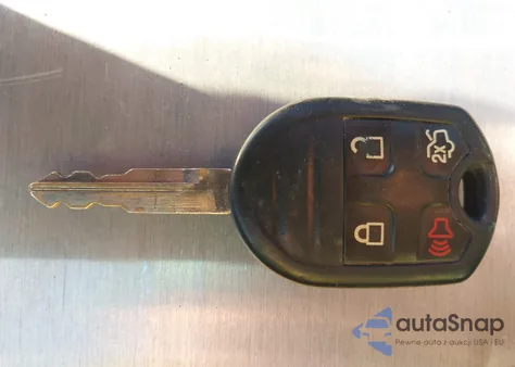 2014 Ford Mustang V6 Premium z USA, uszkodzony, nr VIN 1ZVBP8AM3E5284218